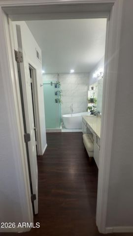 19013 N 69 Avenue, Glendale, AZ 85308