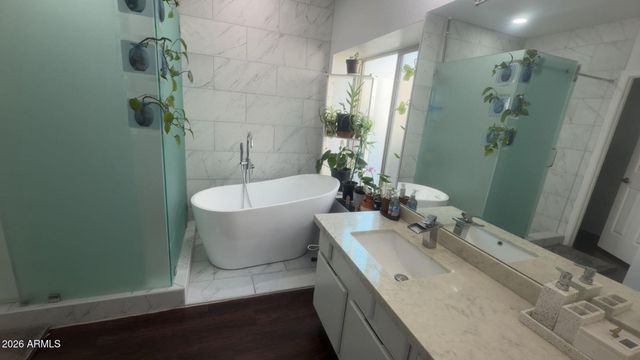 19013 N 69 Avenue, Glendale, AZ 85308
