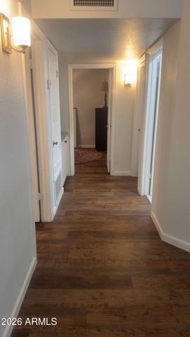 19013 N 69 Avenue, Glendale, AZ 85308