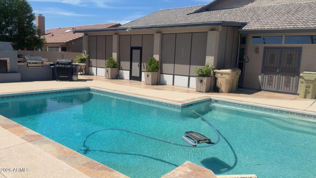 19013 N 69 Avenue, Glendale, AZ 85308