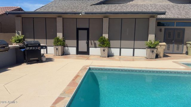 19013 N 69 Avenue, Glendale, AZ 85308