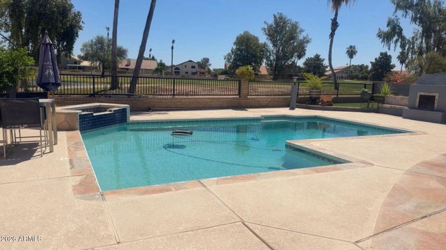 19013 N 69 Avenue, Glendale, AZ 85308