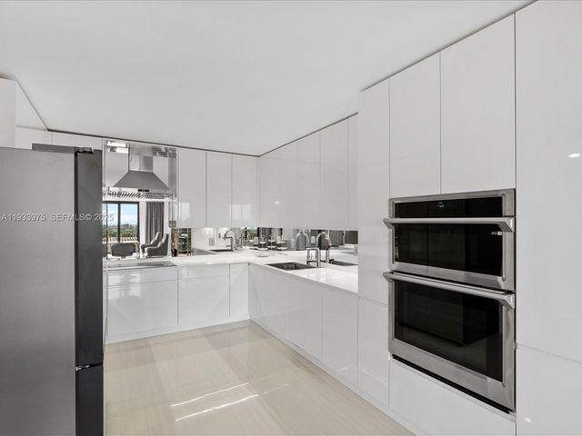 8877 Collins Ave 704, Surfside, FL 33154