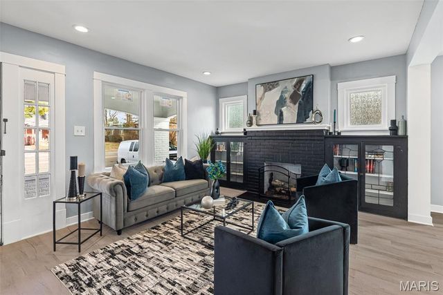 7620 W Main Street, Belleville, IL 62223