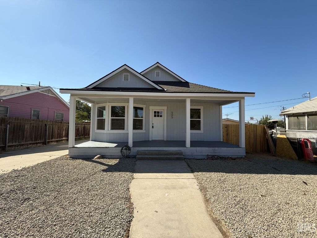 505 Jeffrey Street, Bakersfield, CA 93305