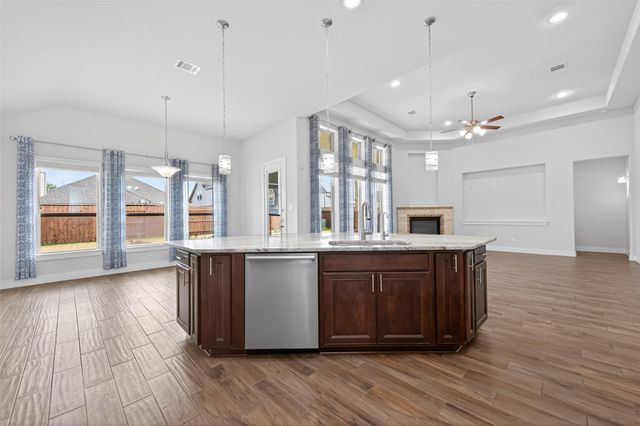 15410 Trumball Manor Drive, Humble, TX 77346