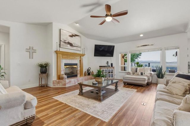 313 Taryn Court, Hollister, CA 95023