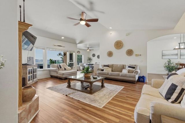 313 Taryn Court, Hollister, CA 95023