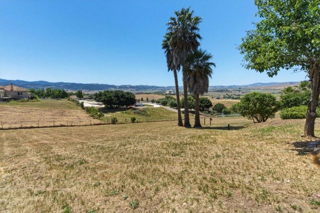 313 Taryn Court, Hollister, CA 95023