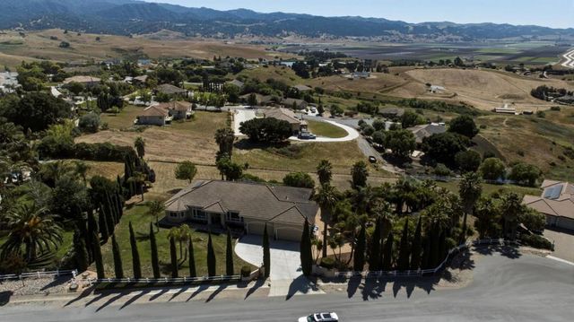 313 Taryn Court, Hollister, CA 95023