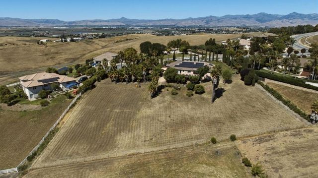 313 Taryn Court, Hollister, CA 95023