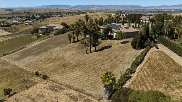 313 Taryn Court, Hollister, CA 95023