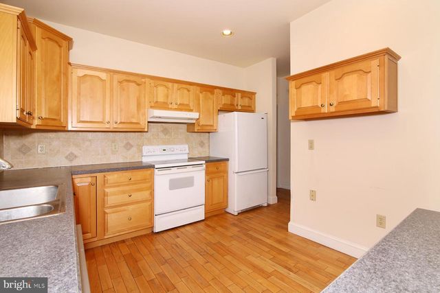 5 PRIMROSE XING, Myerstown, PA 17067