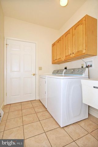 5 PRIMROSE XING, Myerstown, PA 17067