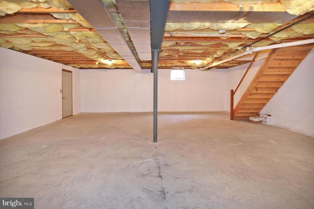 5 PRIMROSE XING, Myerstown, PA 17067