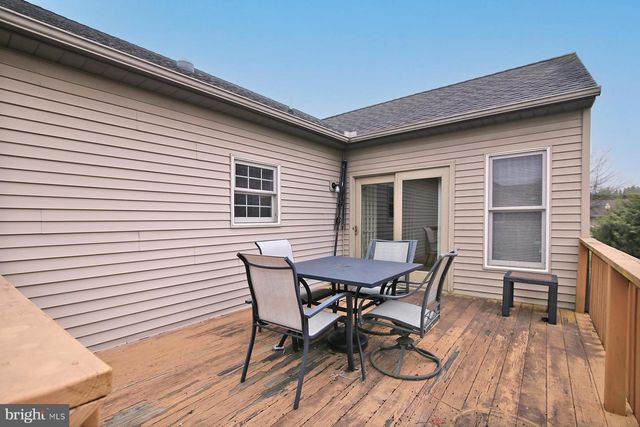 5 PRIMROSE XING, Myerstown, PA 17067