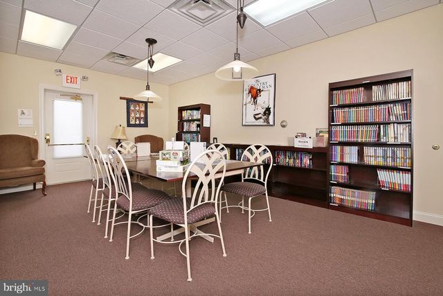 5 PRIMROSE XING, Myerstown, PA 17067