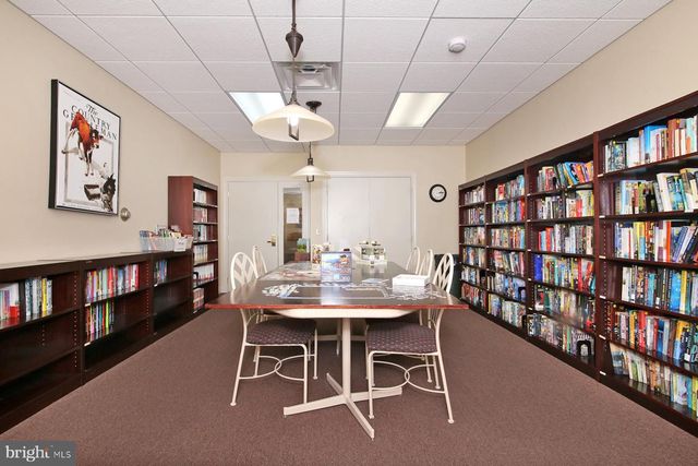 5 PRIMROSE XING, Myerstown, PA 17067