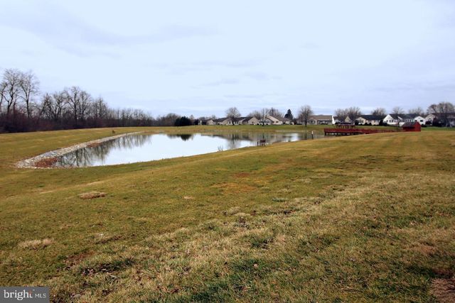 5 PRIMROSE XING, Myerstown, PA 17067