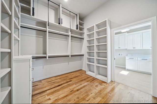 682 W 113th Court S, Jenks, OK 74037