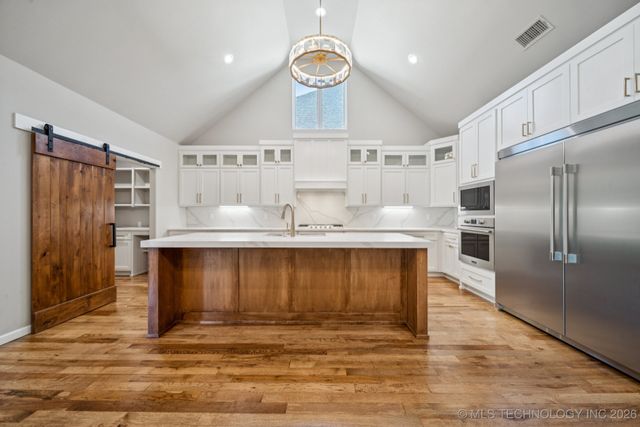 682 W 113th Court S, Jenks, OK 74037