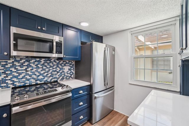 11210 CARRIAGE HILL DRIVE 2, Port Richey, FL 34668