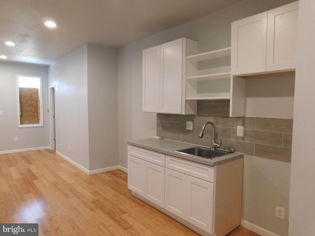 2814 N 9TH ST, Philadelphia, PA 19133