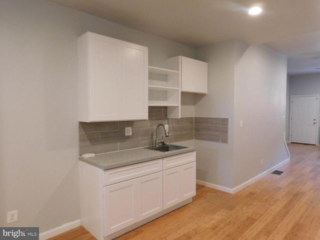 2814 N 9TH ST, Philadelphia, PA 19133