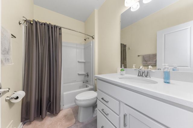 3772 Park Creek Lane, Canton, MI 48188