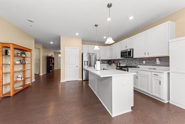 3772 Park Creek Lane, Canton, MI 48188