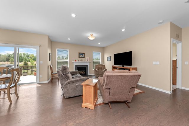 3772 Park Creek Lane, Canton, MI 48188