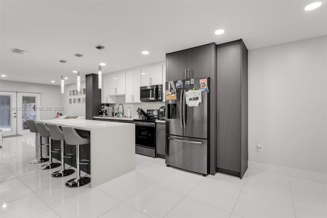 20512 SW 93rd Ave, Cutler Bay, FL 33189