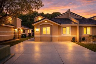 20512 SW 93rd Ave, Cutler Bay, FL 33189