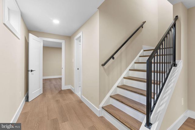 10333 HICKORY FOREST DR, Oakton, VA 22124