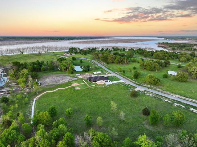 345 Shoreline Drive, Dodd City, TX 75438