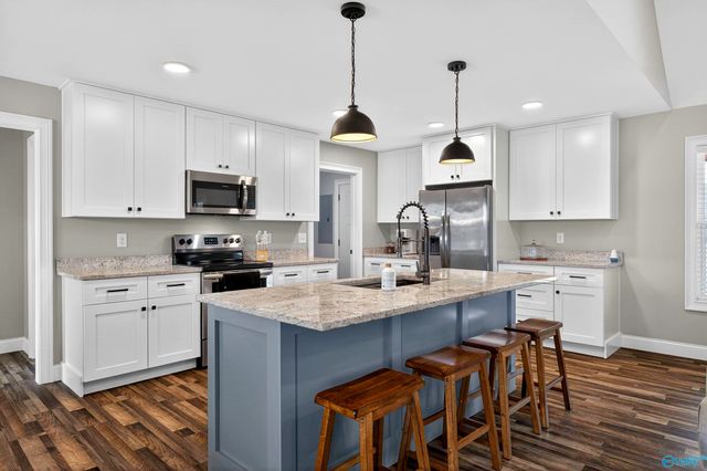 686 County Road 580, Centre, AL 35960