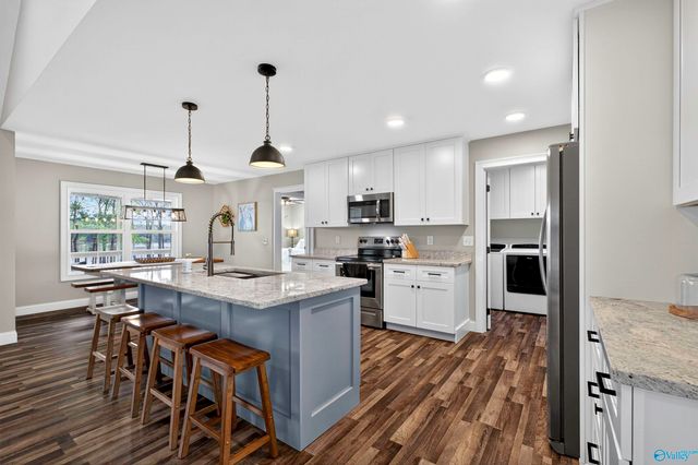 686 County Road 580, Centre, AL 35960