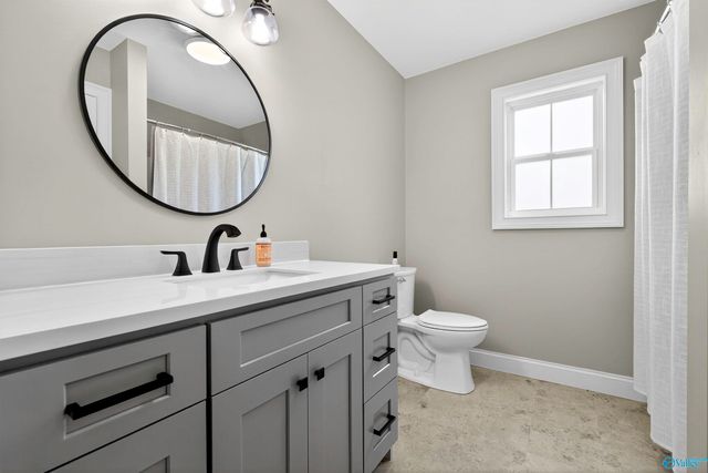 686 County Road 580, Centre, AL 35960