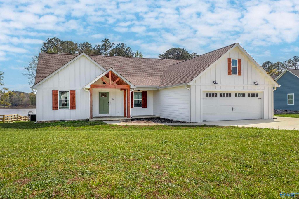 686 County Road 580, Centre, AL 35960