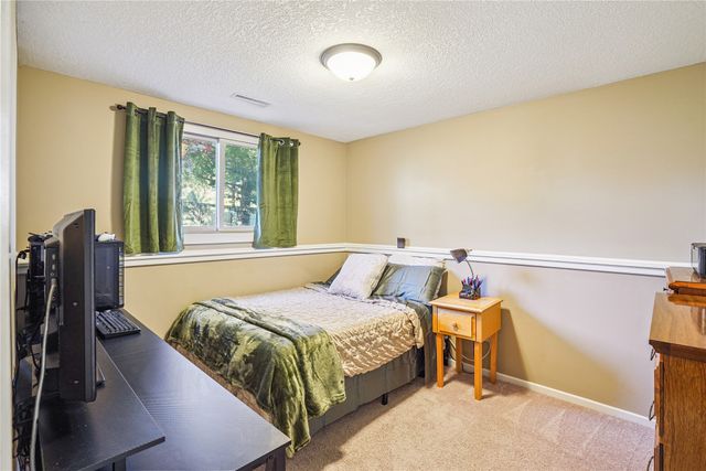 1227 Sunset Street, Polk City, IA 50226