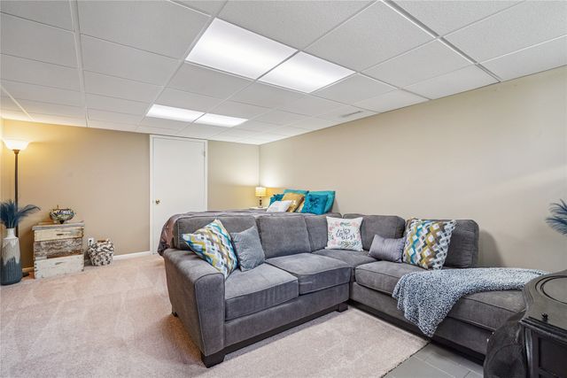 1227 Sunset Street, Polk City, IA 50226