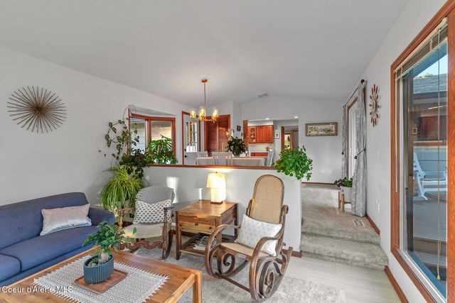 3307 W PINE HILL DR, Coeur D'alene, ID 83815