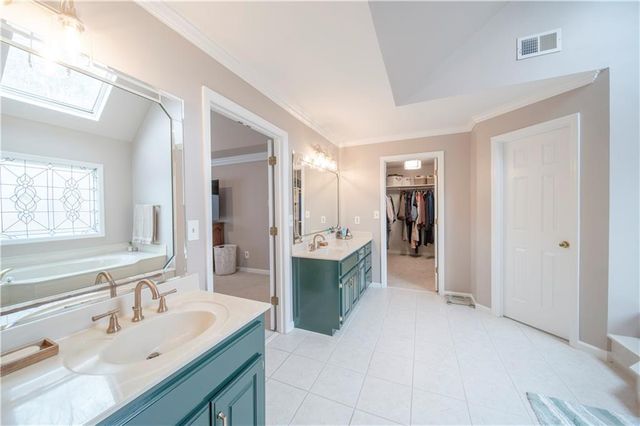 2175 River Cliff Drive, Roswell, GA 30076