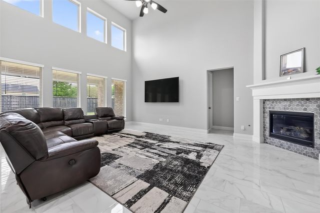 1806 Hackberry Heights Drive, Richmond, TX 77406