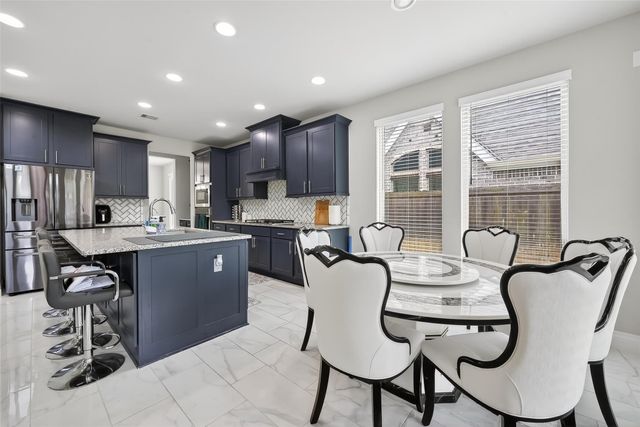 1806 Hackberry Heights Drive, Richmond, TX 77406