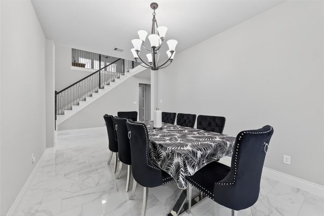 1806 Hackberry Heights Drive, Richmond, TX 77406