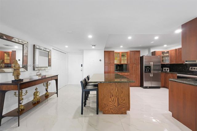 500 Three Islands Blvd 206, Hallandale Beach, FL 33009