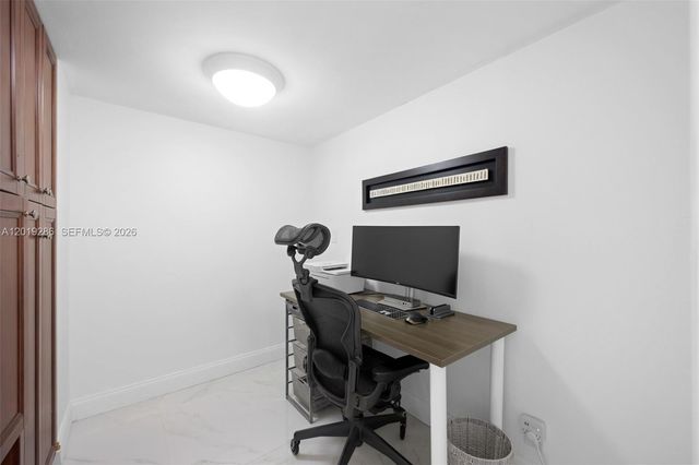 500 Three Islands Blvd 206, Hallandale Beach, FL 33009