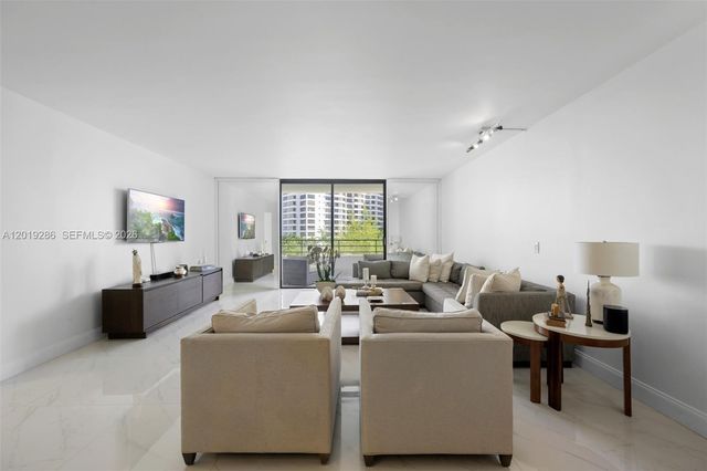 500 Three Islands Blvd 206, Hallandale Beach, FL 33009