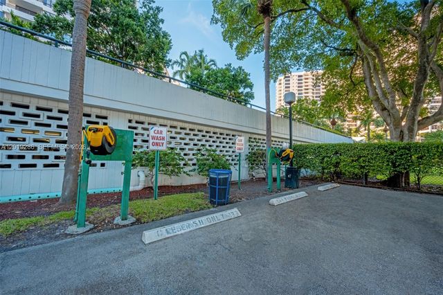 500 Three Islands Blvd 206, Hallandale Beach, FL 33009